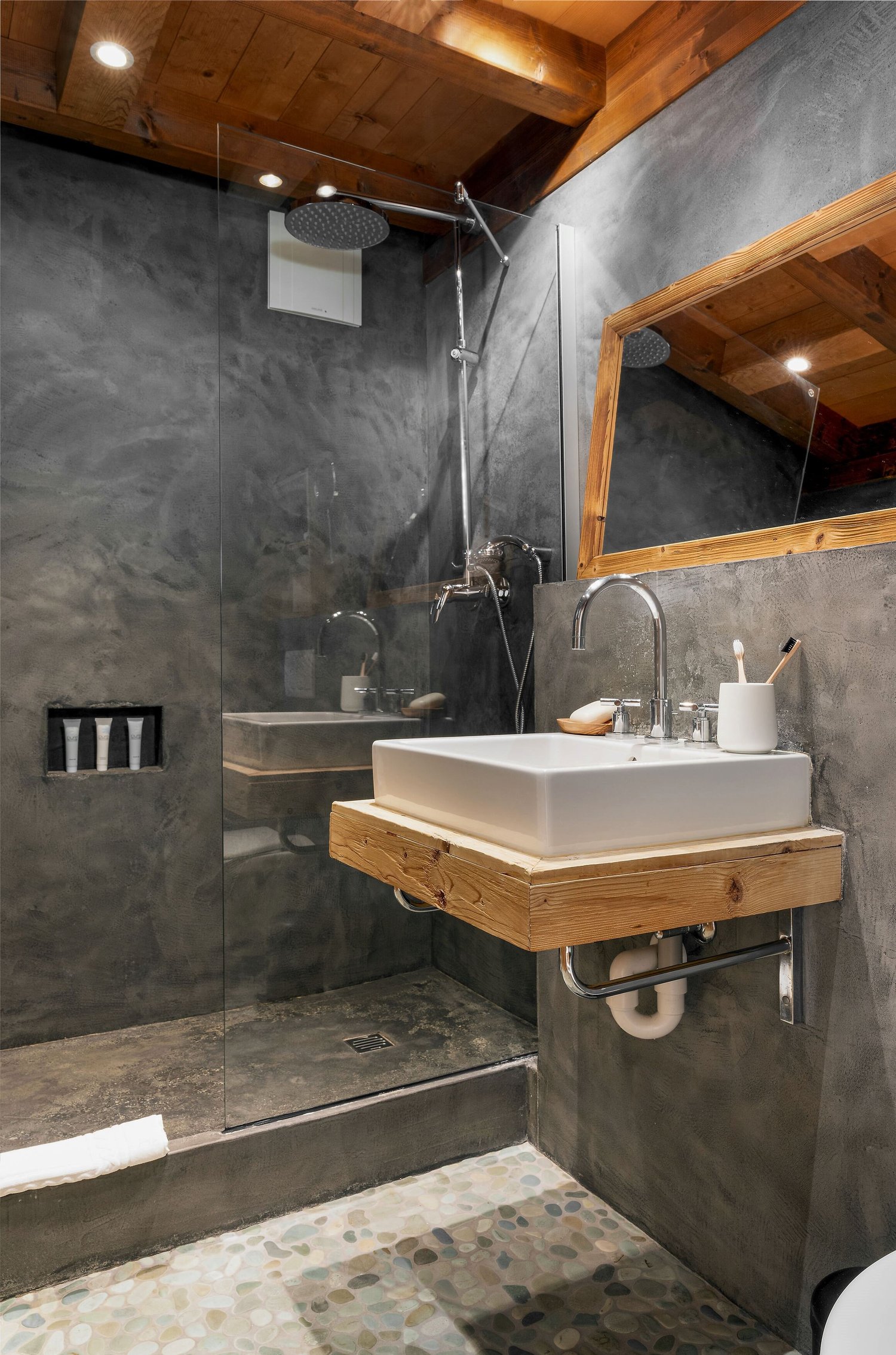 Dolce Vita at Les Mazots du Clos